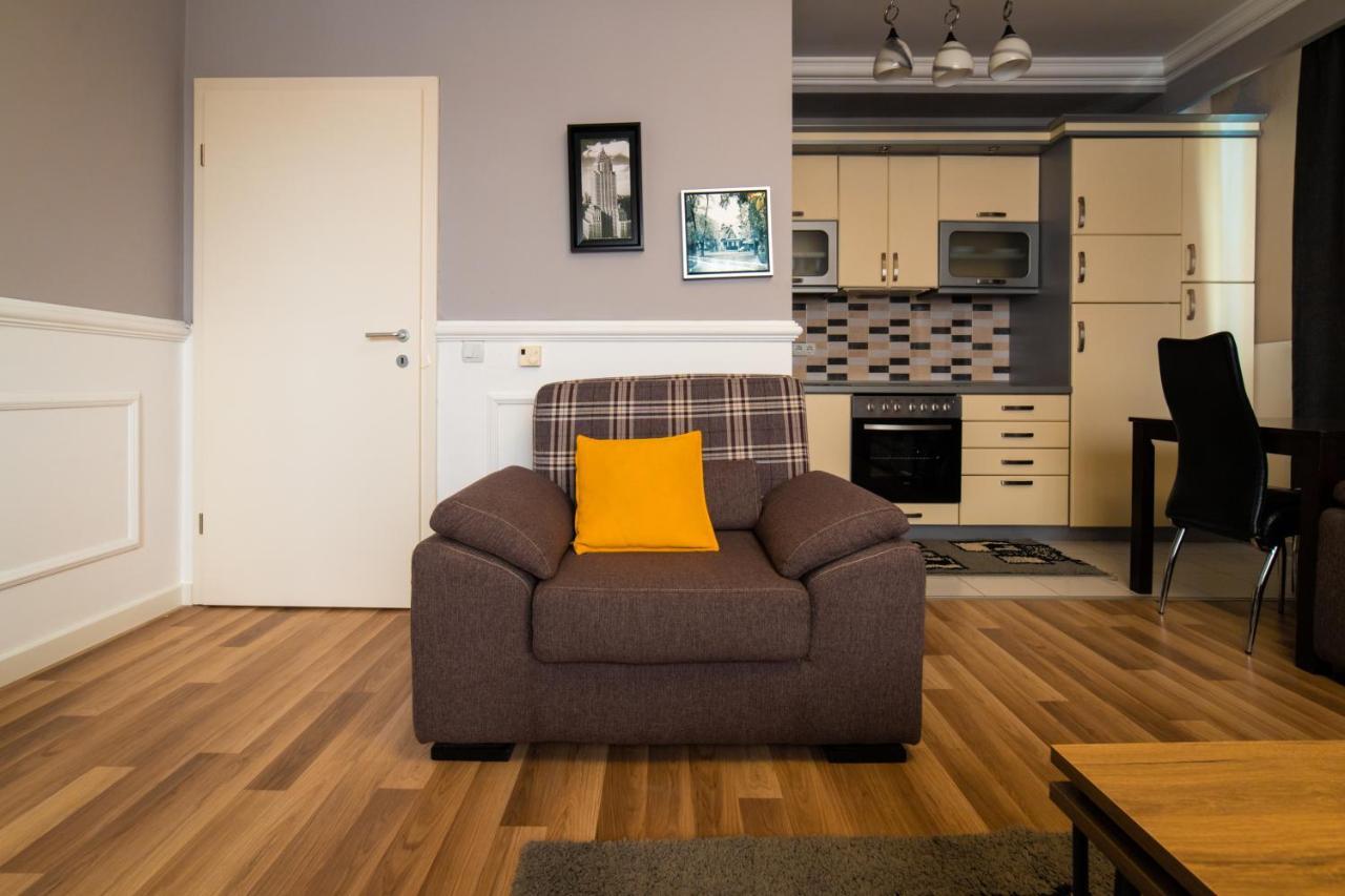 Cedartree Prishtina Apartment Prishtinë Ngoại thất bức ảnh