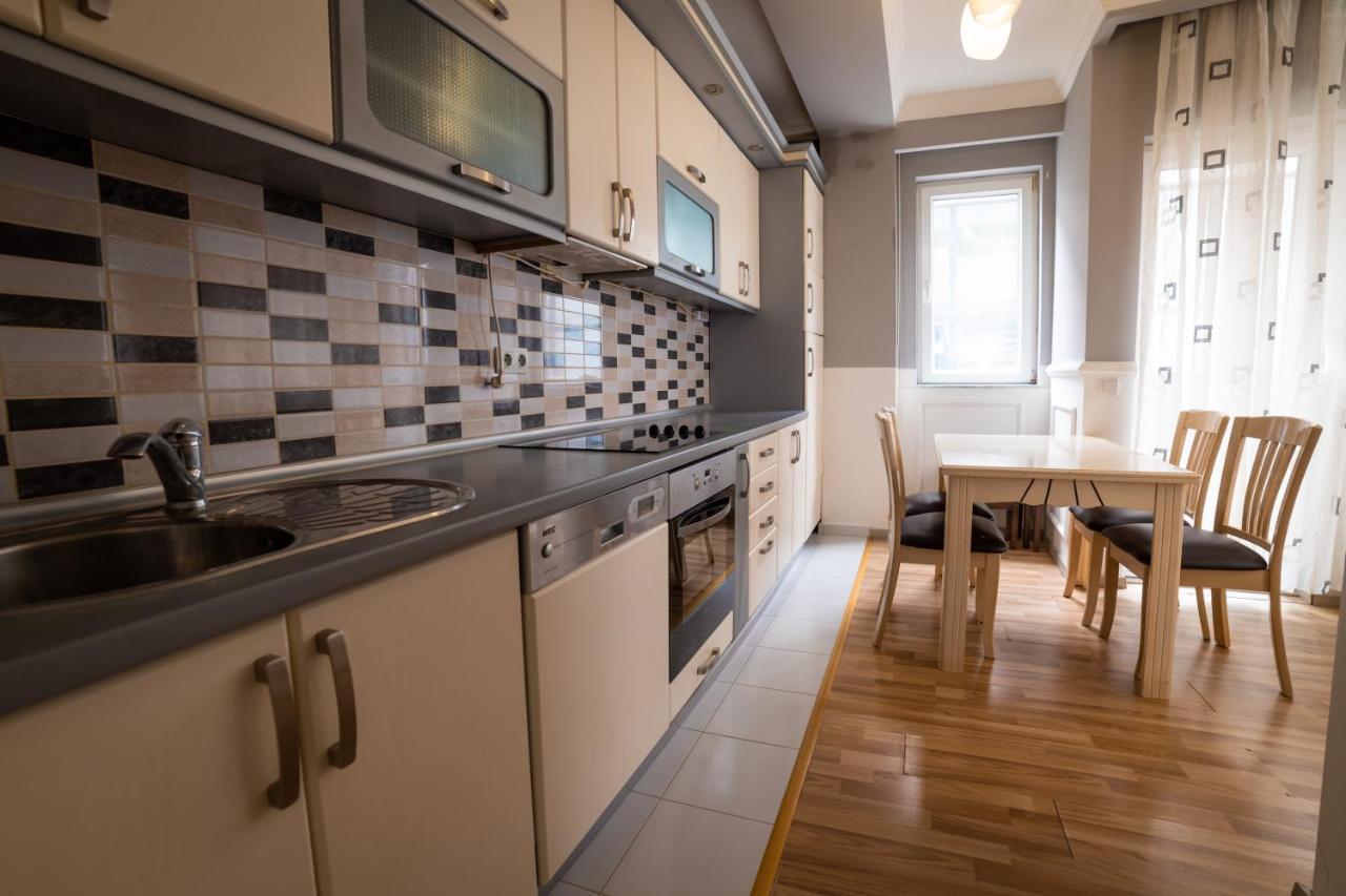 Cedartree Prishtina Apartment Prishtinë Ngoại thất bức ảnh