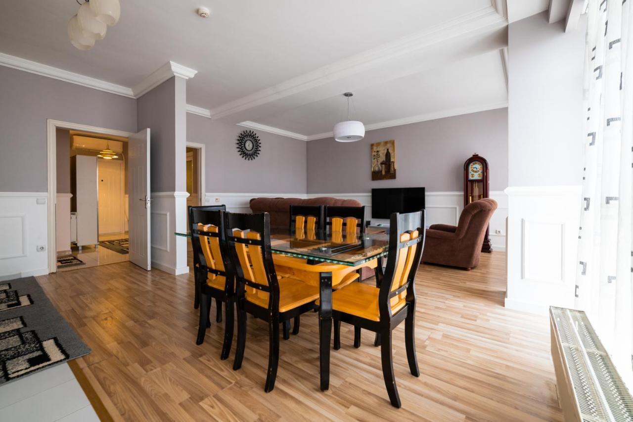Cedartree Prishtina Apartment Prishtinë Ngoại thất bức ảnh