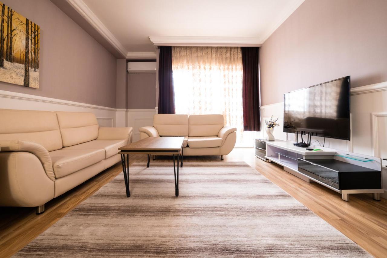Cedartree Prishtina Apartment Prishtinë Ngoại thất bức ảnh